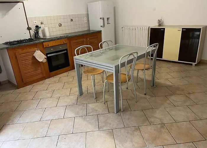 Maison Proche De La Campagne Au Calme 7-8 Personnes Vakantiehuis