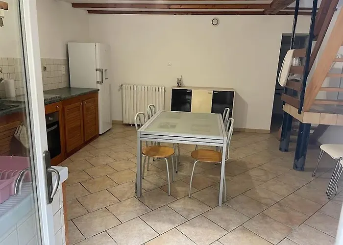 Vakantiehuis Maison Proche De La Campagne Au Calme 7-8 Personnes Cambon